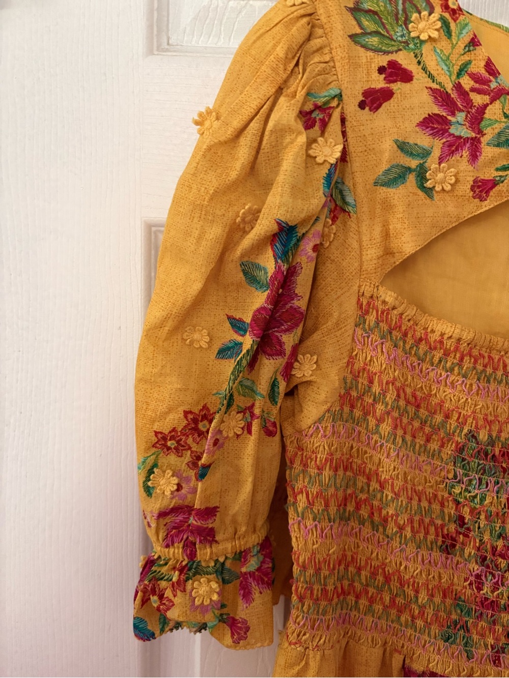 FARM Rio Yellow Floral Dream Smocked Midi Dress L - Picture 7 of 14